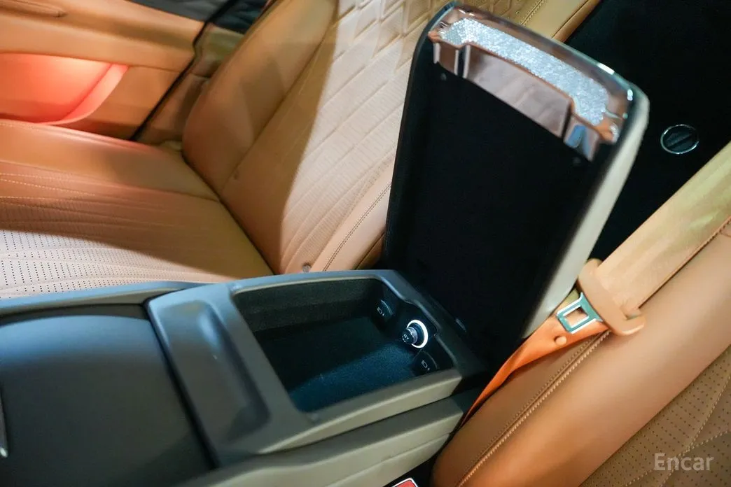 Фото 13 - Bentley Flying Spur