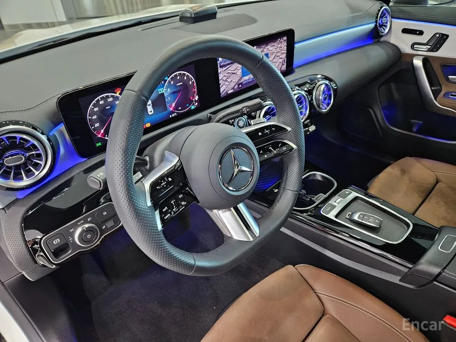 Фото 12 - Mercedes-Benz CLA-Class