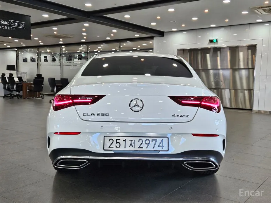 Фото 4 - Mercedes-Benz CLA-Class