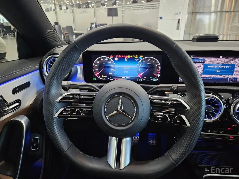 Фото 8 - Mercedes-Benz CLA-Class