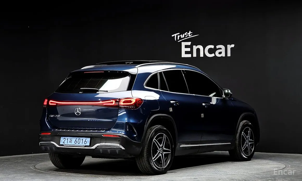 Фото 2 - Mercedes-Benz EQA