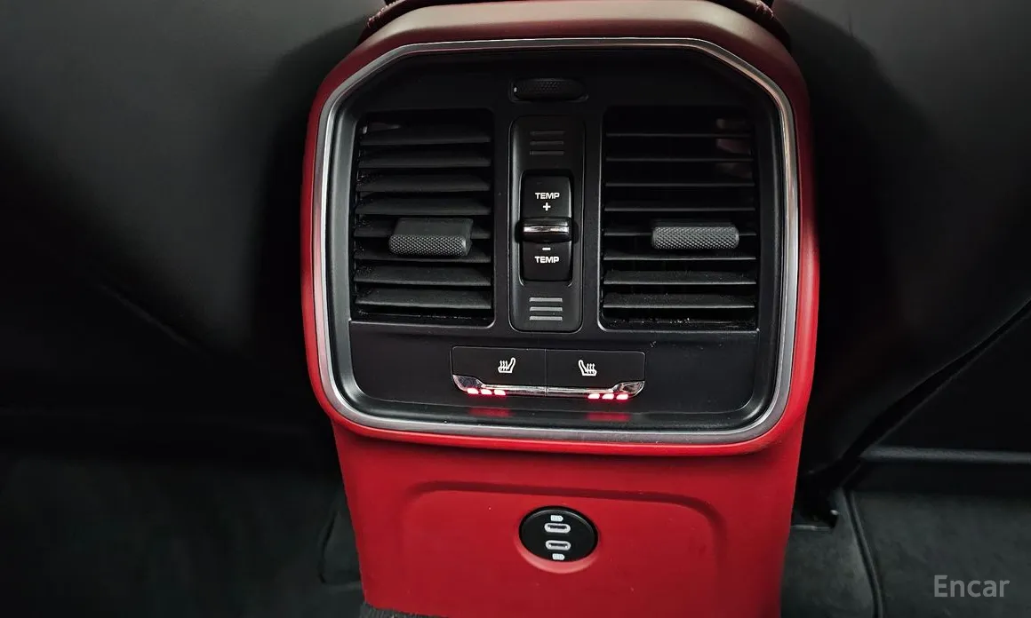 Фото 18 - Porsche Macan