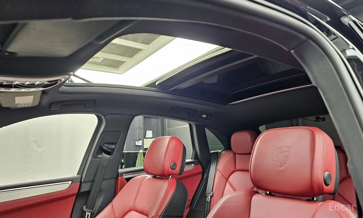 Фото 19 - Porsche Macan