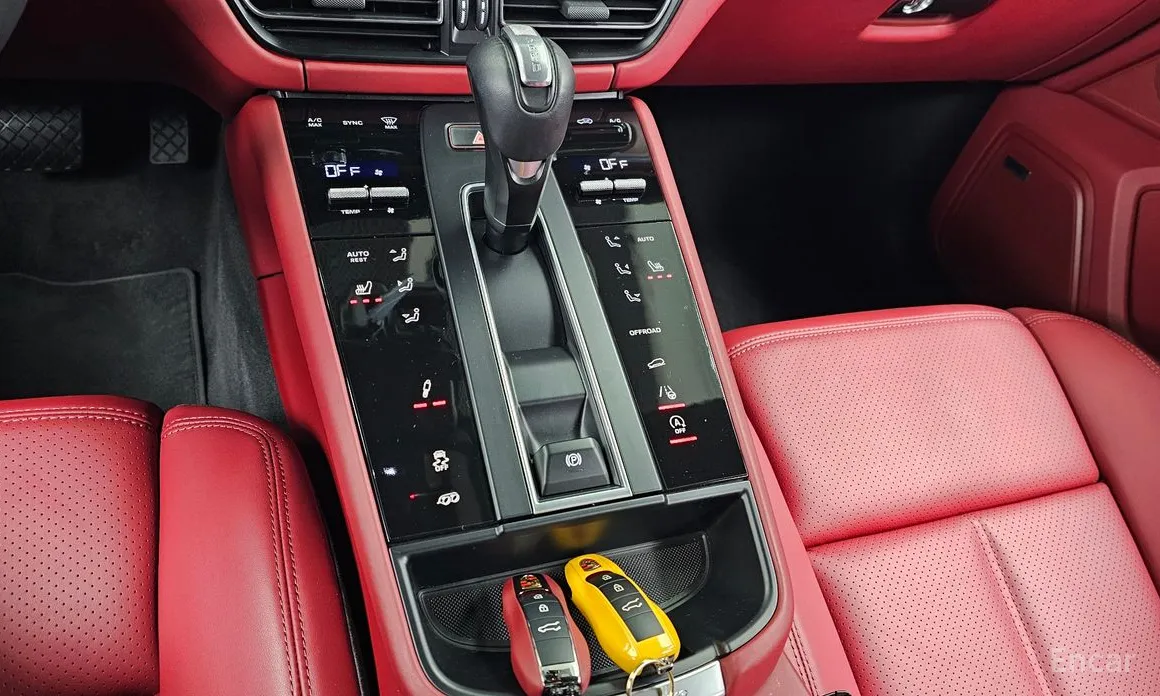 Фото 9 - Porsche Macan