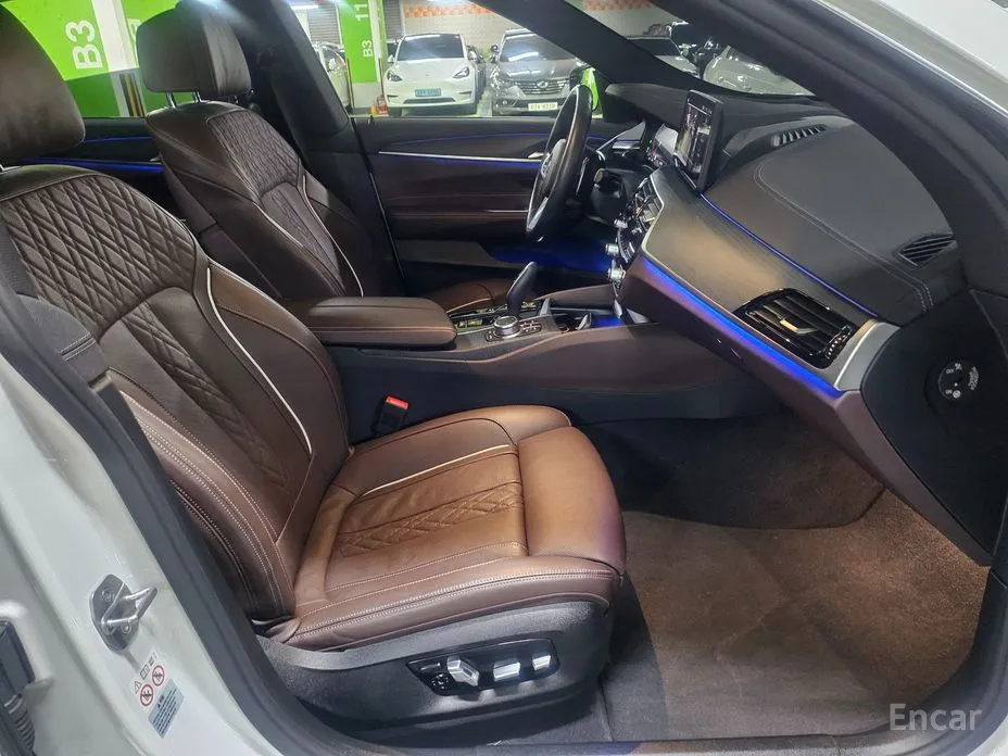 Фото 16 - BMW Gran Turismo