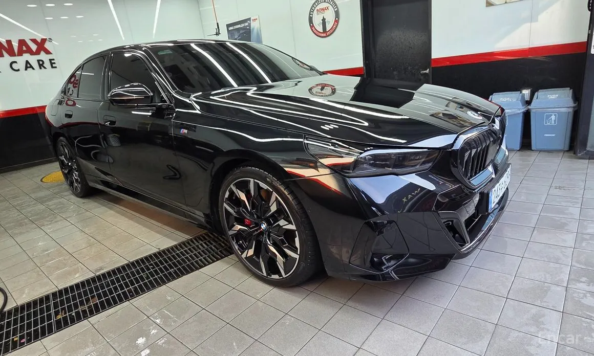 Фото 12 - BMW 5 Series