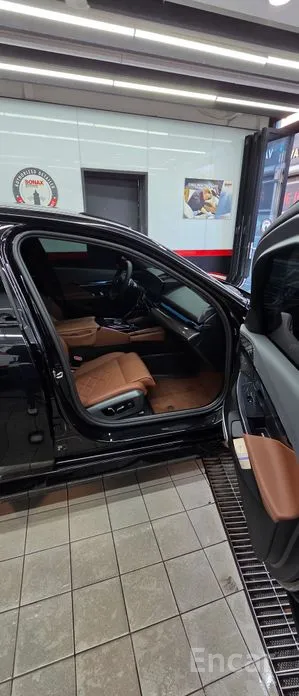 Фото 5 - BMW 5 Series