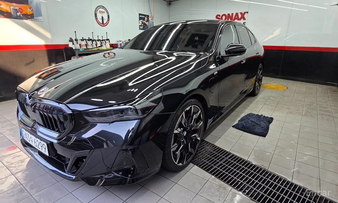 Фото 9 - BMW 5 Series