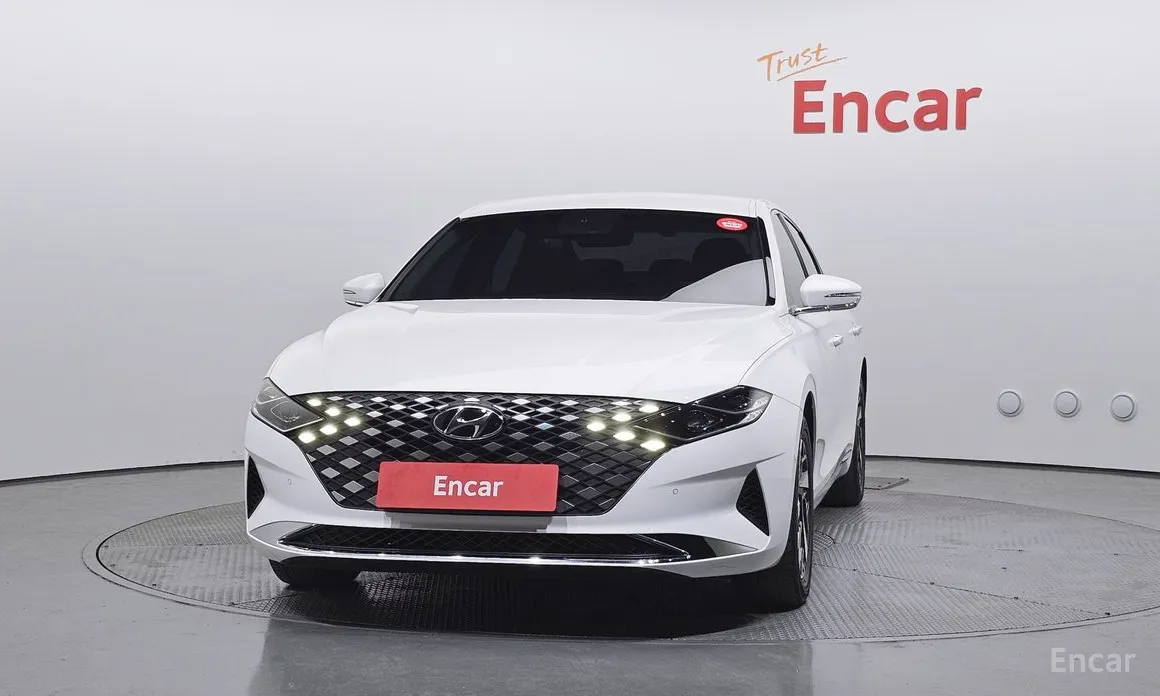 Фото 3 - Hyundai Grandeur