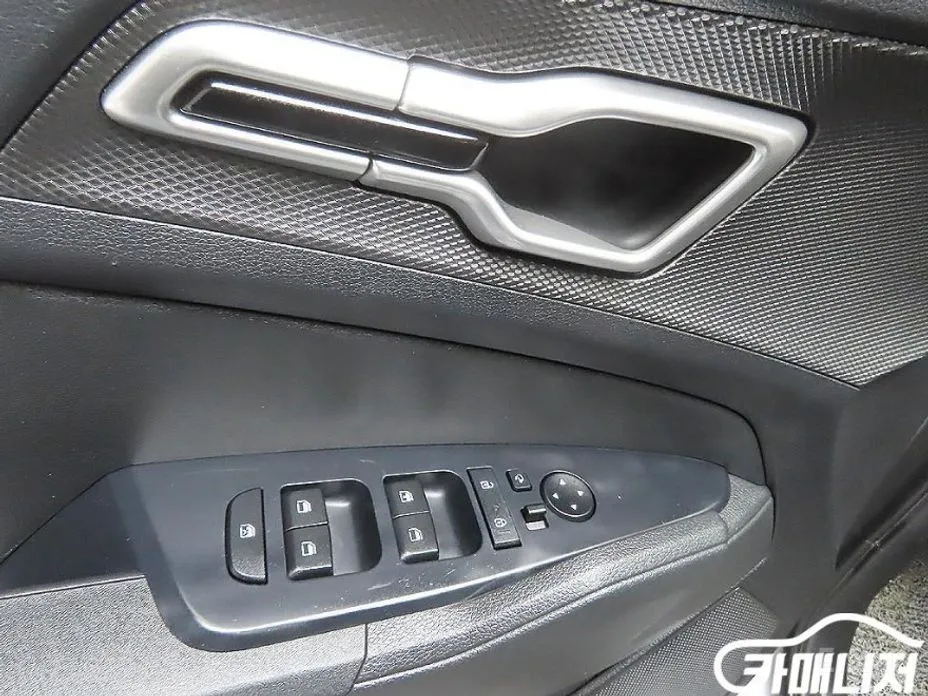 Фото 13 - Kia Sportage