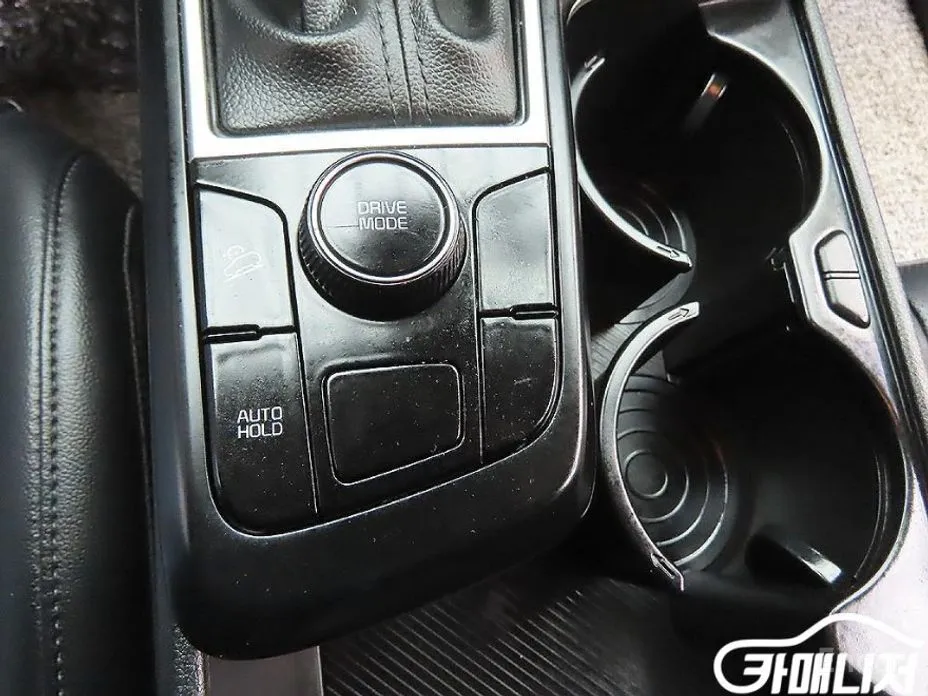 Фото 7 - Kia Sportage