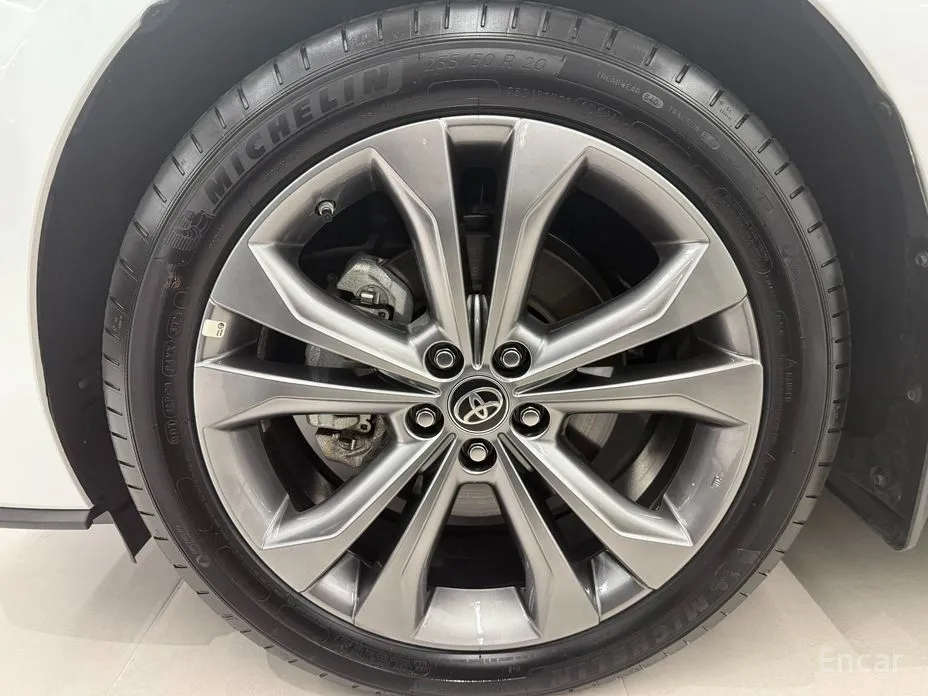 Фото 5 - Toyota Sienna