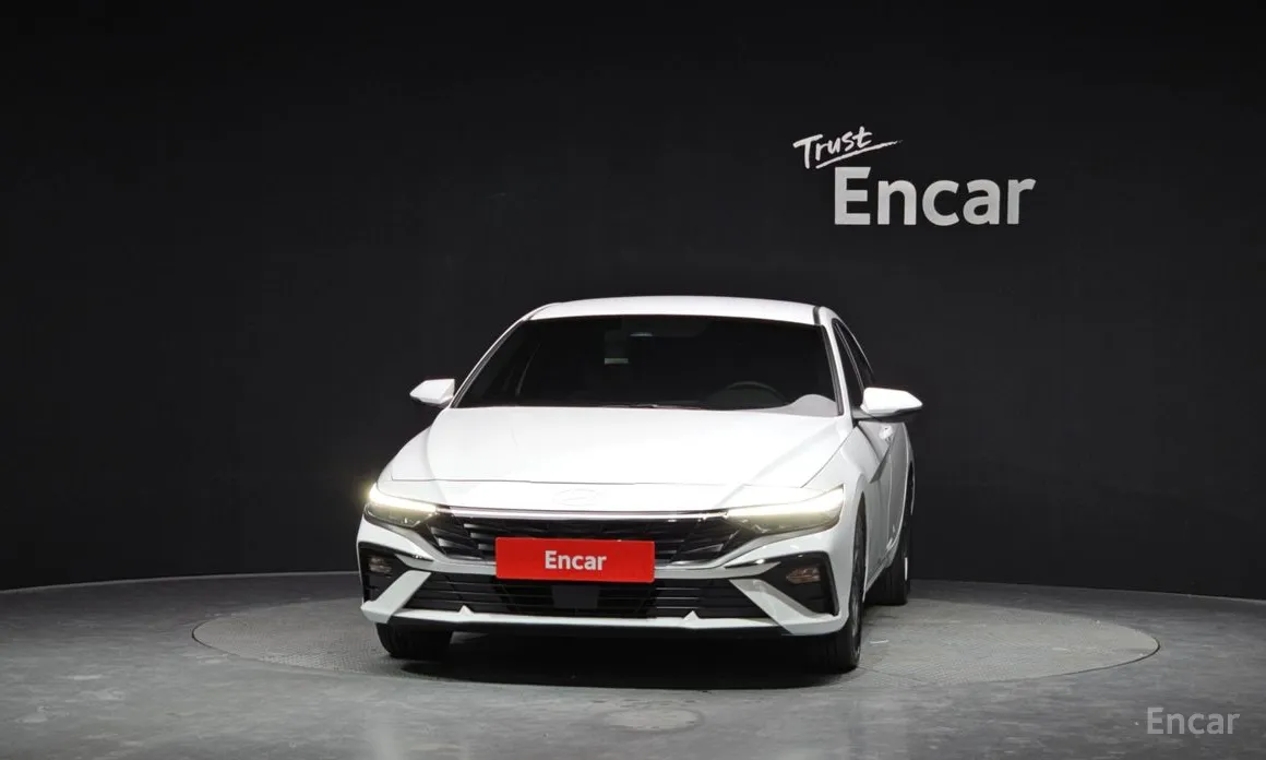 Фото 3 - Hyundai Avante