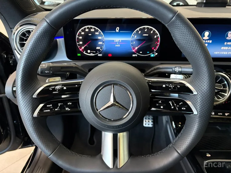 Фото 12 - Mercedes-Benz CLA-Class