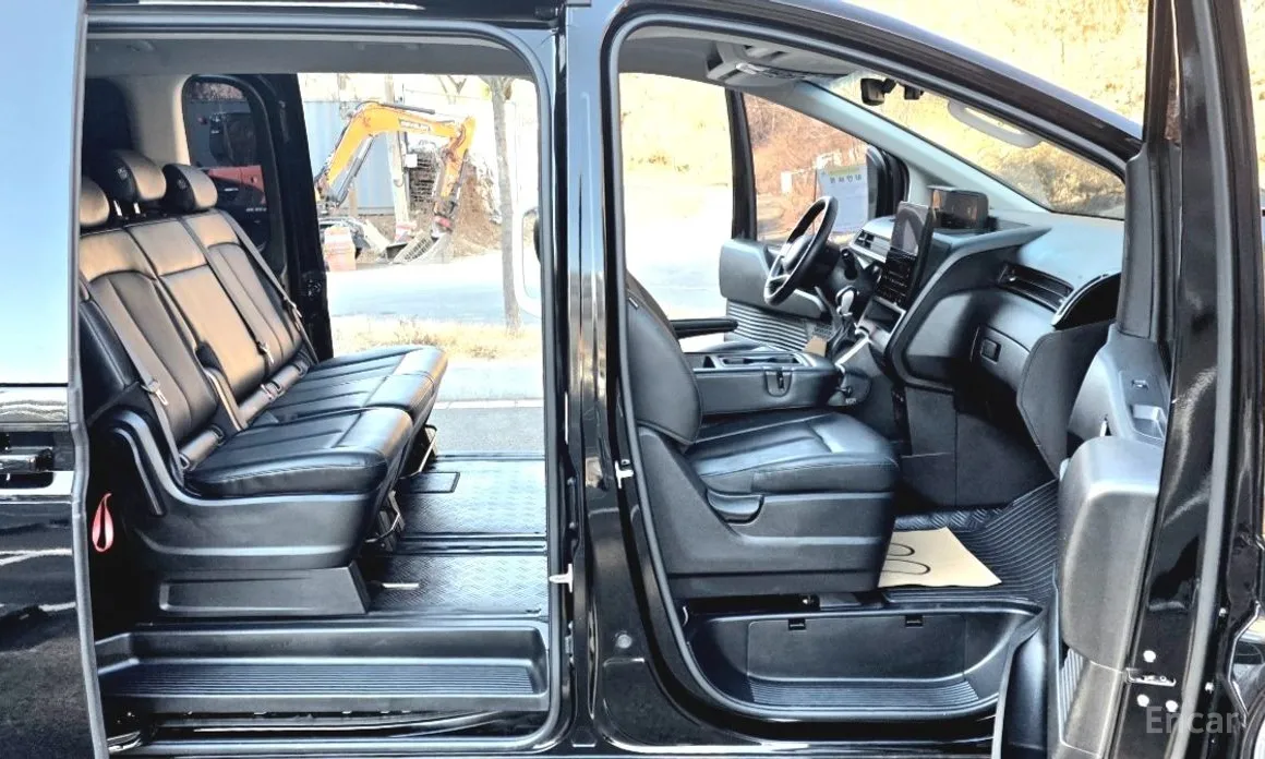 Фото 10 - Hyundai Staria