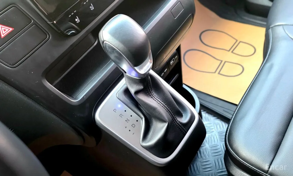 Фото 16 - Hyundai Staria