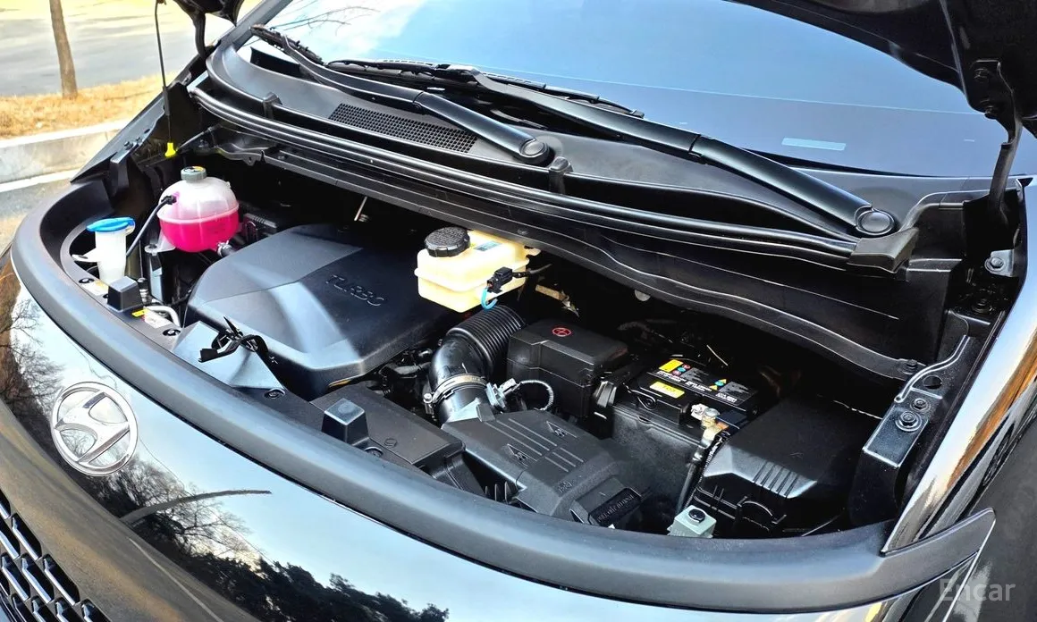 Фото 19 - Hyundai Staria