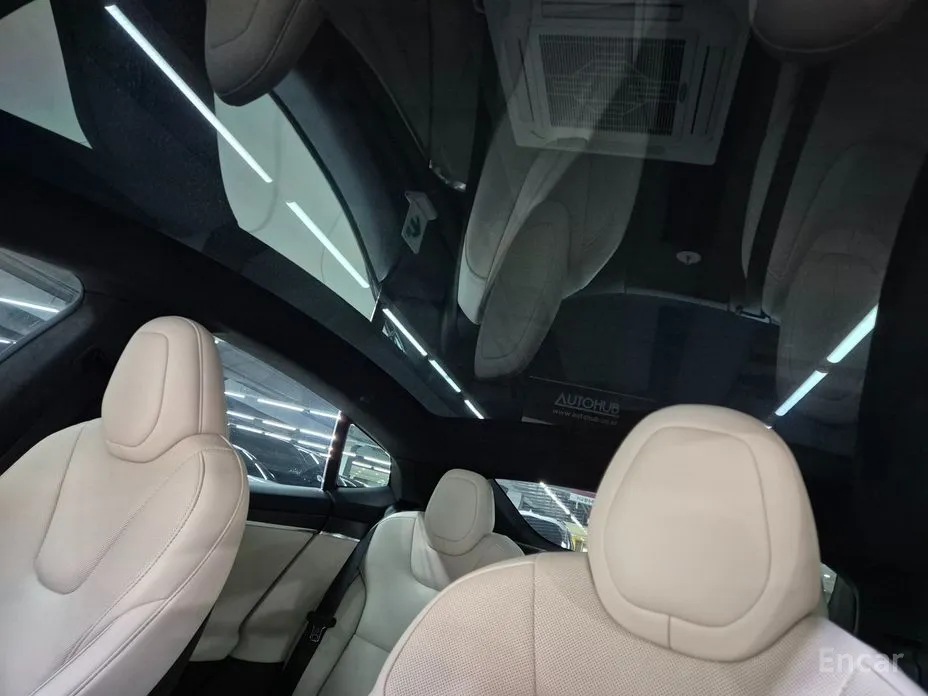 Фото 10 - Tesla Model S