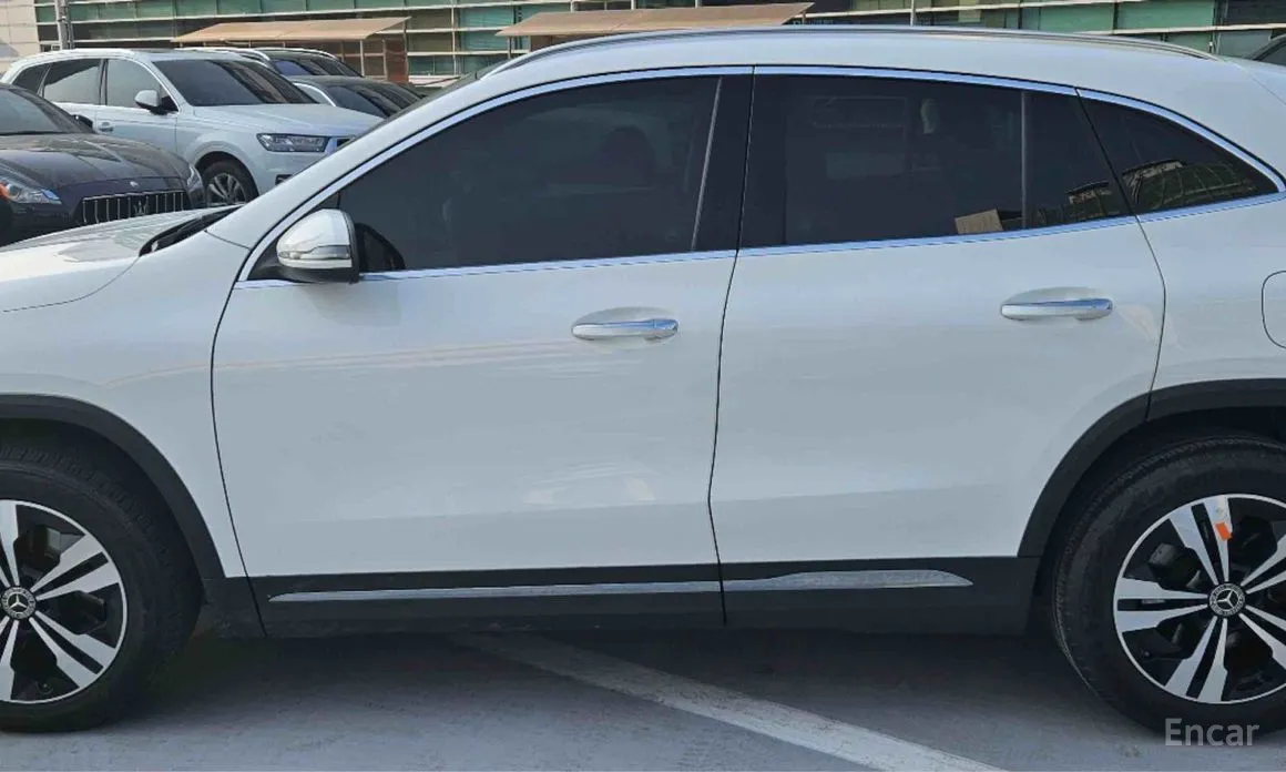 Фото 2 - Mercedes-Benz GLA-Class