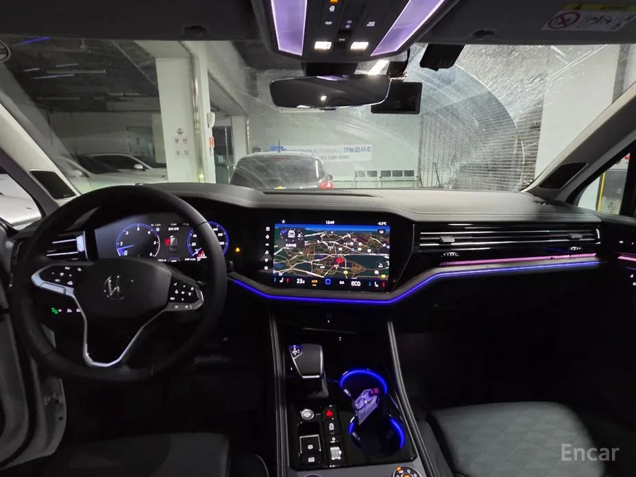 Фото 8 - Volkswagen Touareg