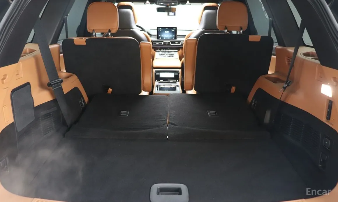 Фото 7 - Lincoln Aviator