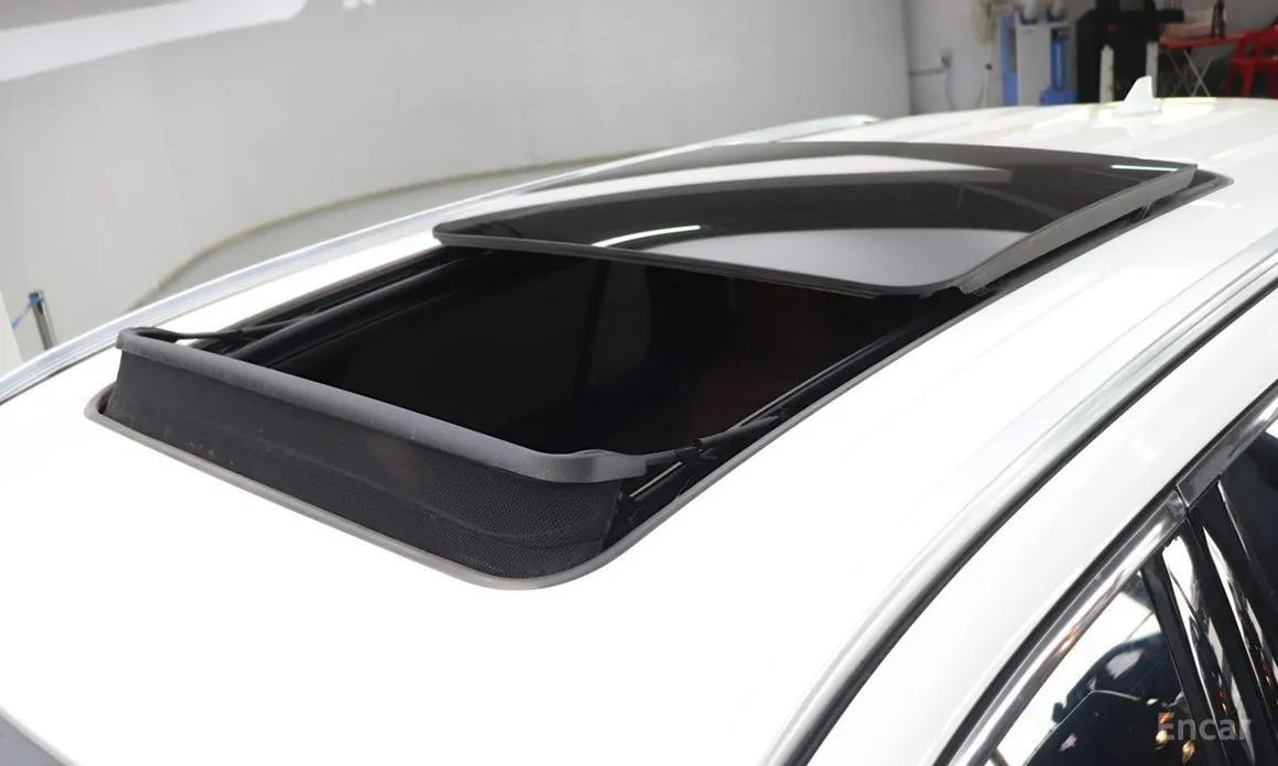 Фото 9 - Lincoln Aviator