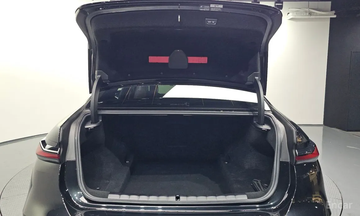 Фото 20 - BMW 7 Series