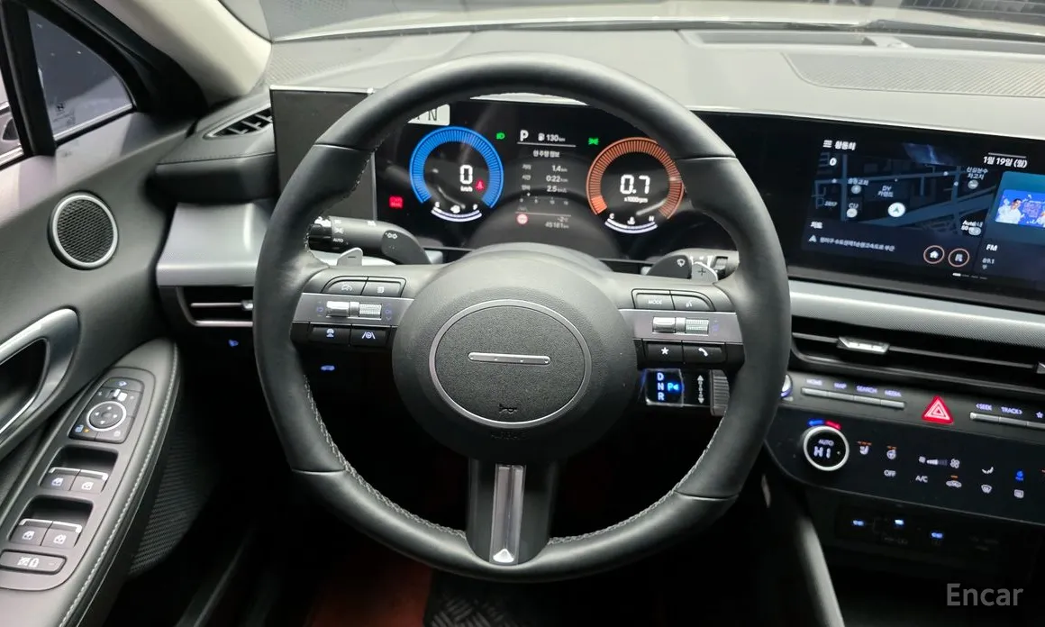 Фото 13 - Hyundai Sonata