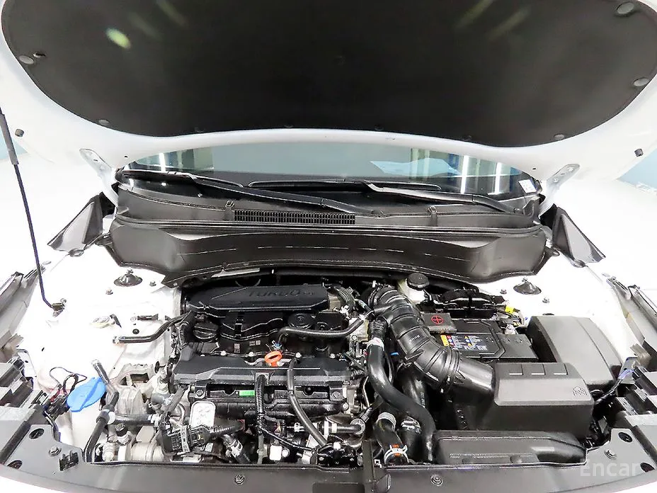 Фото 19 - Kia Seltos