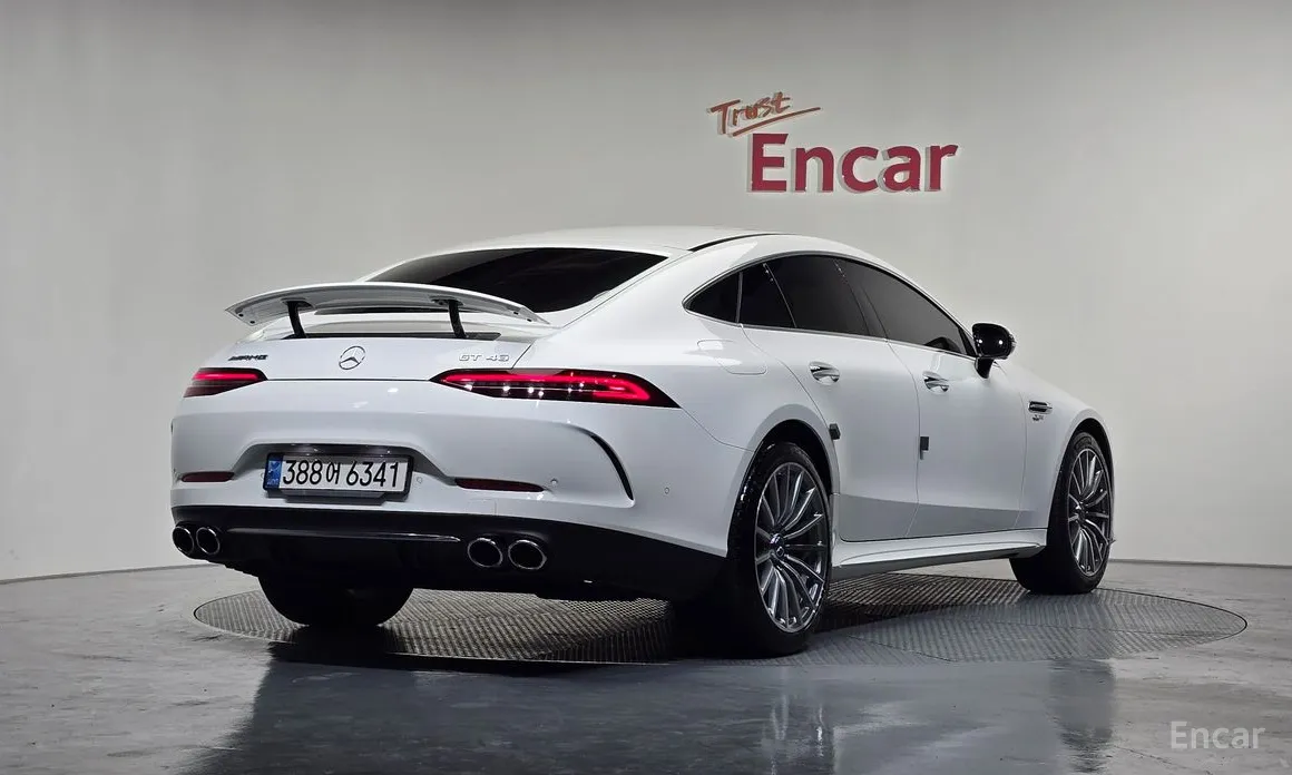 Фото 2 - Mercedes-Benz AMG GT