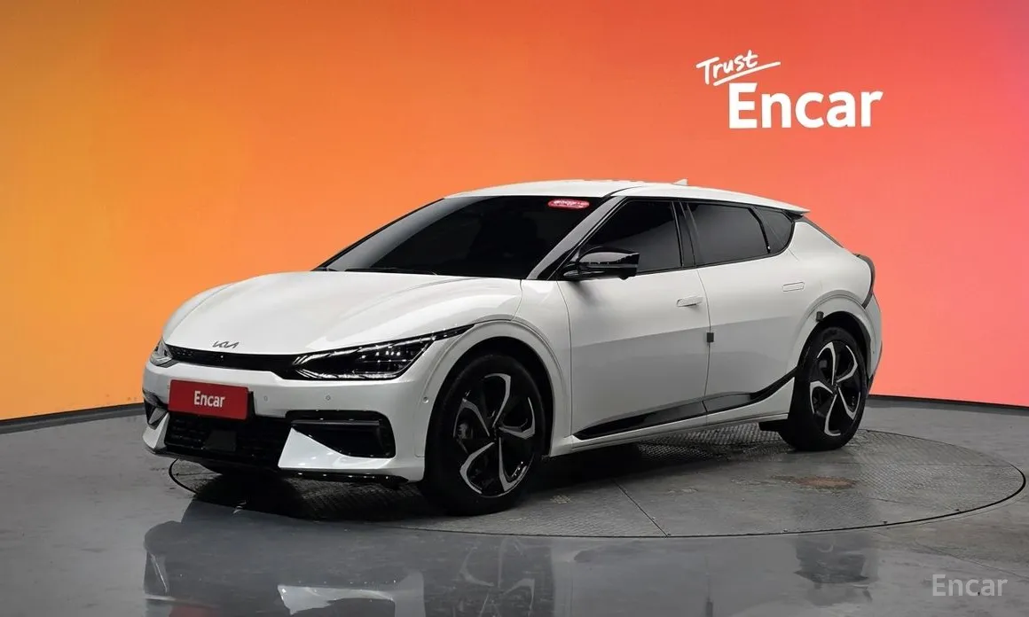 Фото 1 - Kia EV6