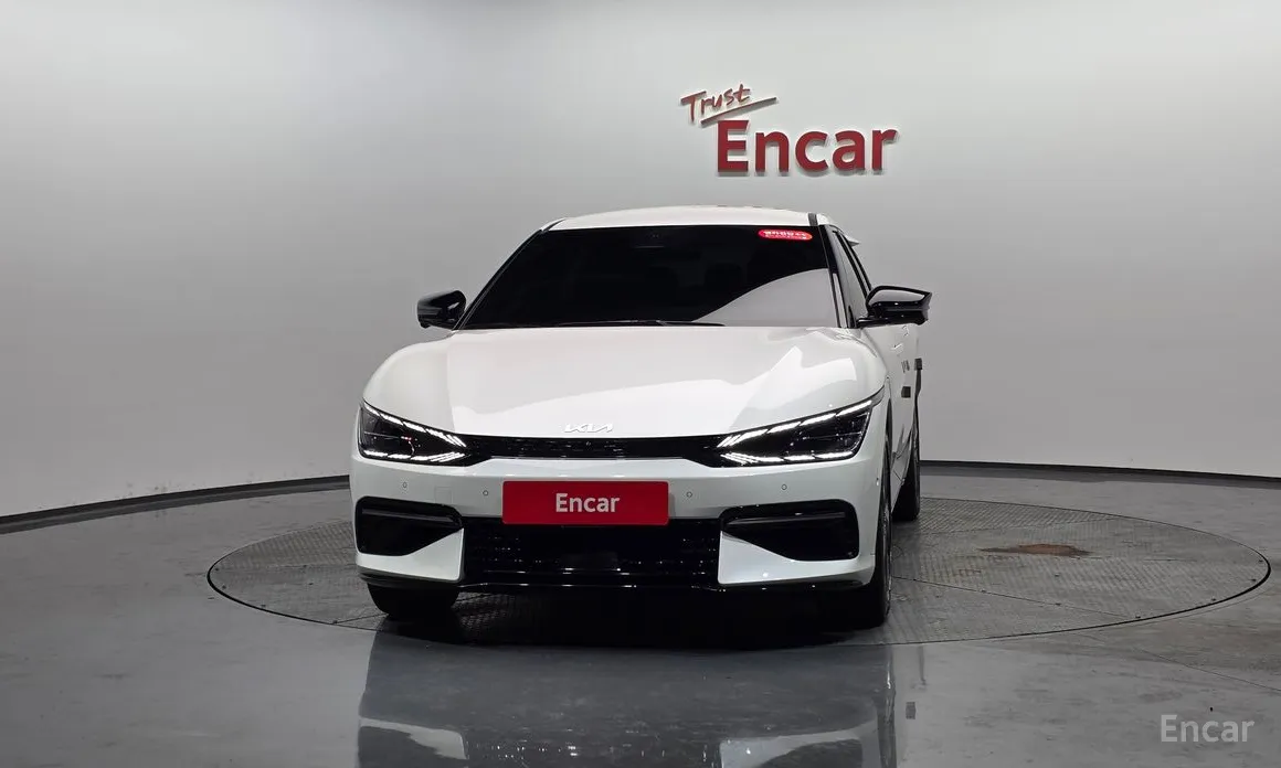 Фото 3 - Kia EV6