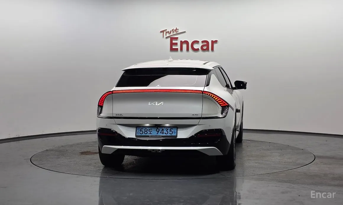 Фото 4 - Kia EV6