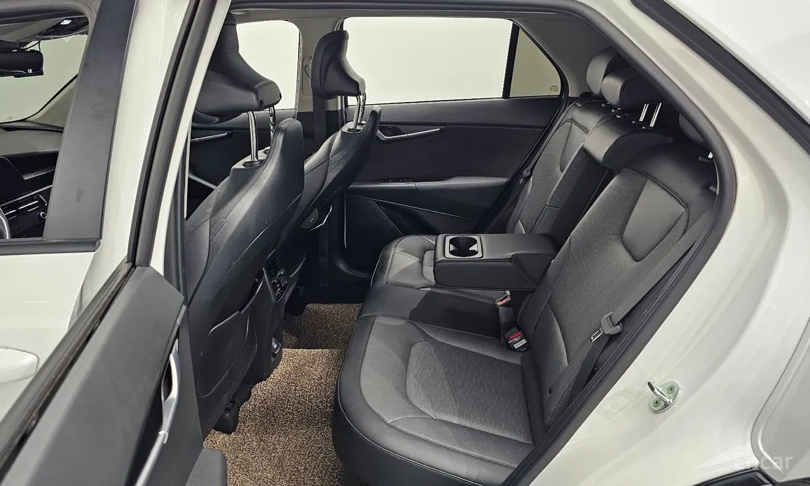 Фото 12 - Kia Niro