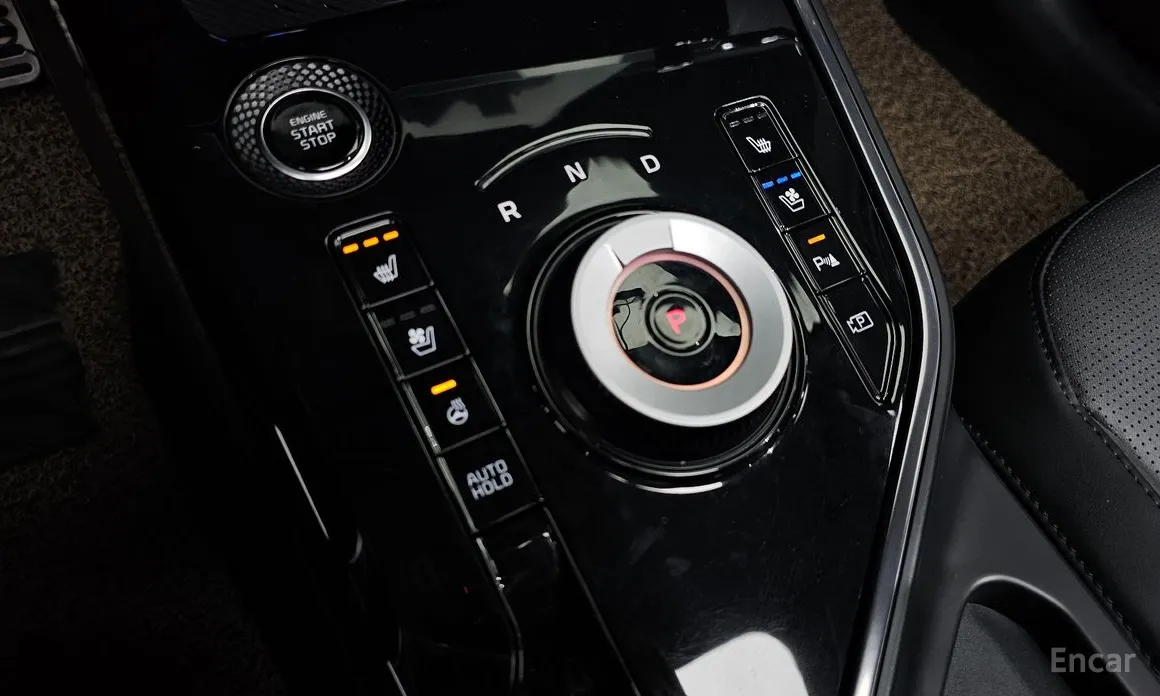 Фото 9 - Kia Niro