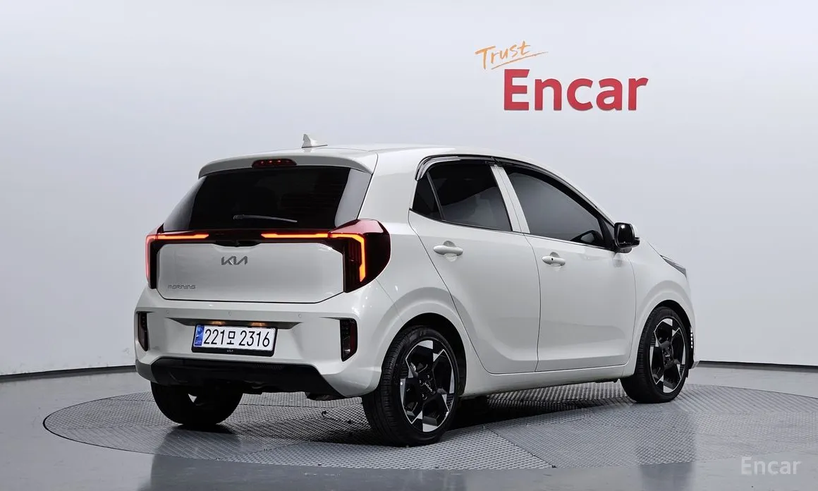 Фото 2 - Kia Morning