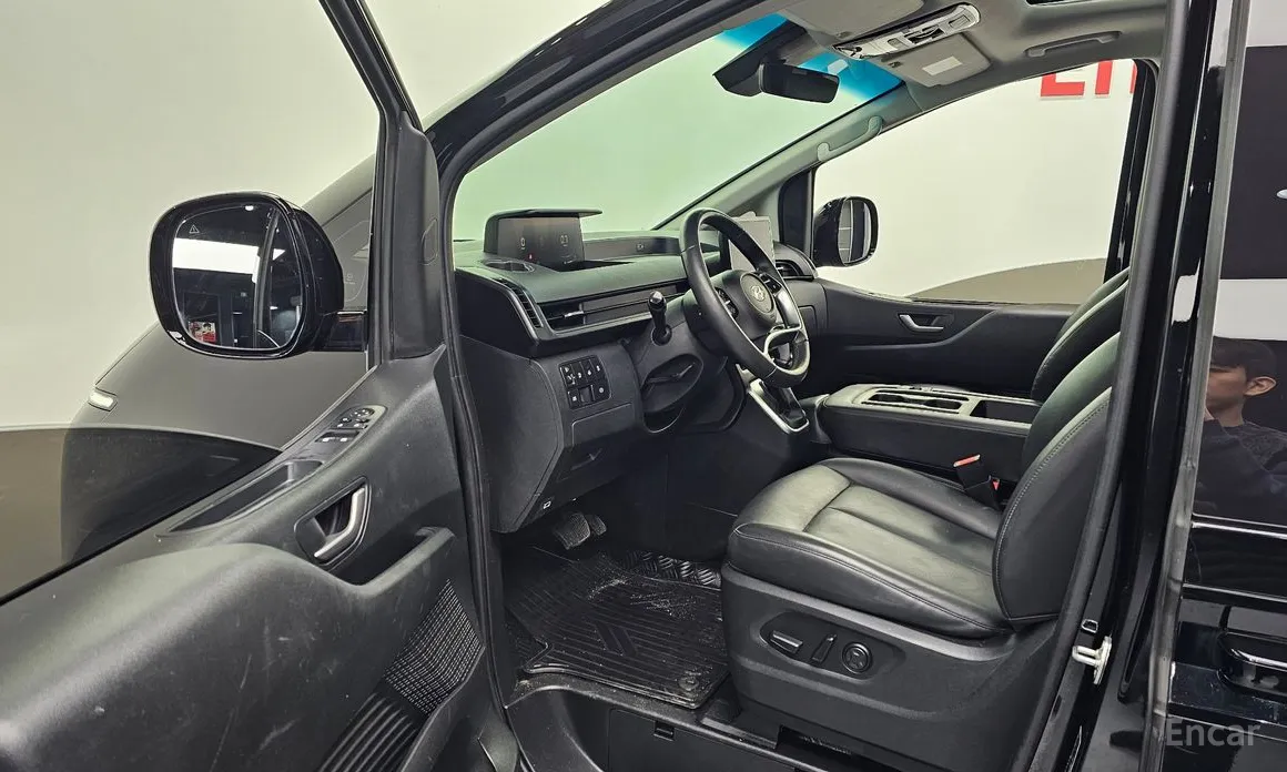 Фото 10 - Hyundai Staria