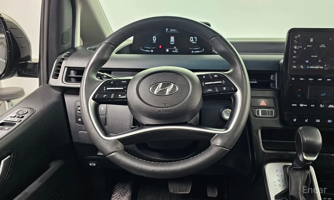 Фото 13 - Hyundai Staria