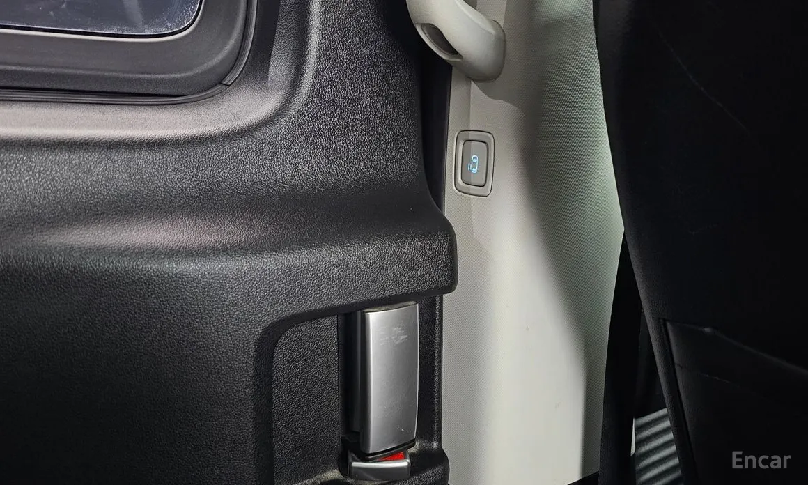 Фото 18 - Hyundai Staria