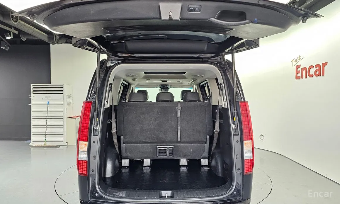 Фото 20 - Hyundai Staria