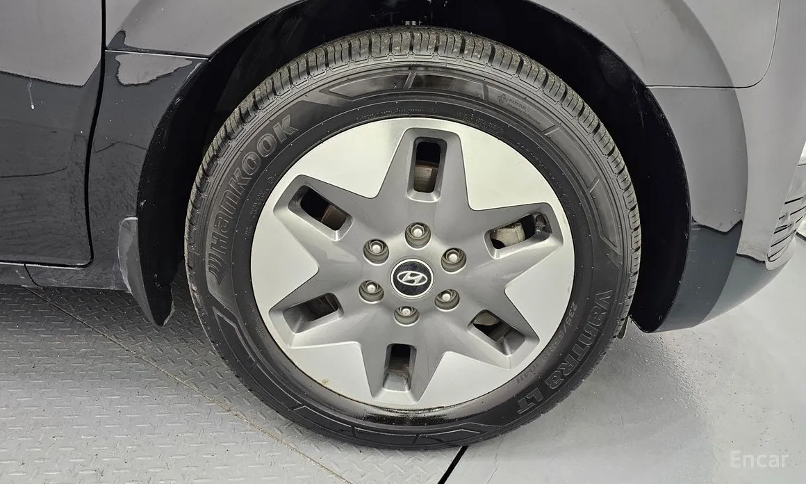 Фото 5 - Hyundai Staria