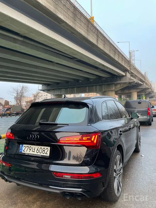 Фото 10 - Audi SQ5