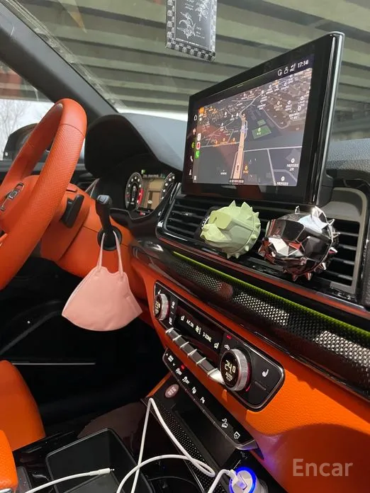 Фото 2 - Audi SQ5