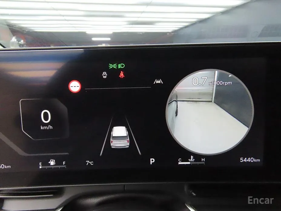 Фото 14 - Kia Carnival