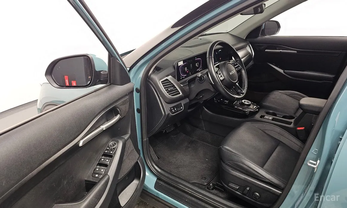 Фото 10 - Kia Seltos