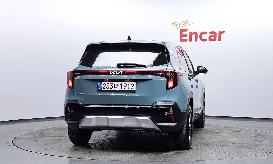 Фото 4 - Kia Seltos