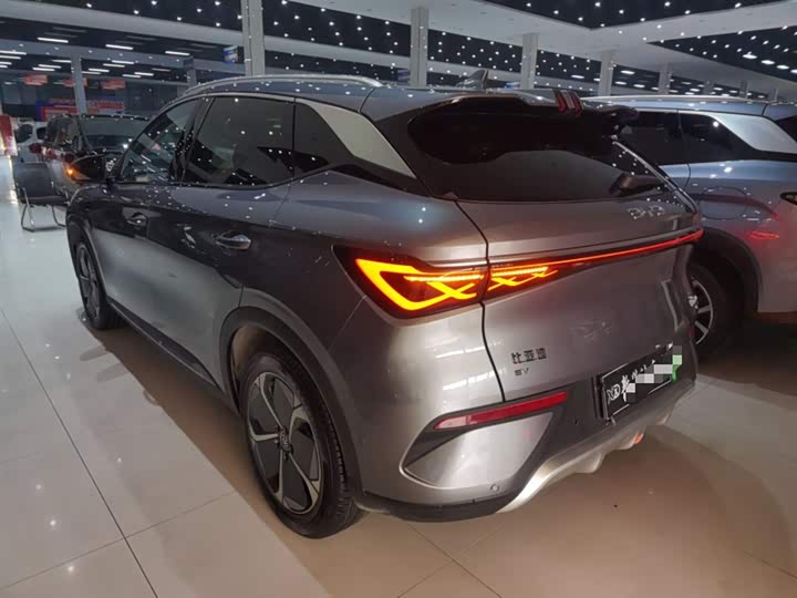 Фото 5 - BYD Yuan Plus