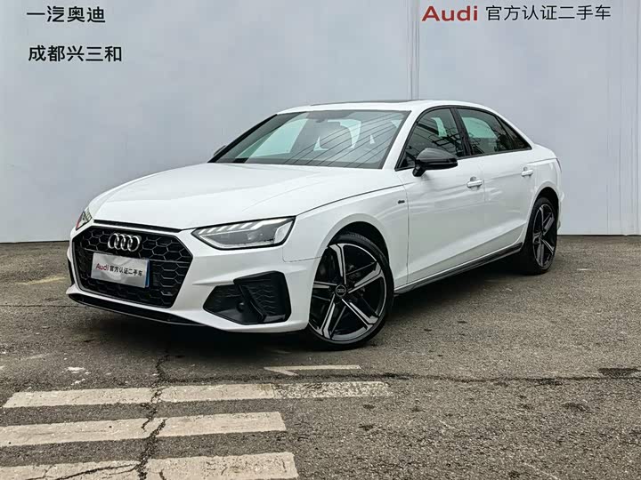 Фото 1 - Audi A4L