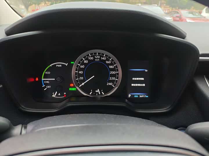 Фото 9 - Toyota Corolla