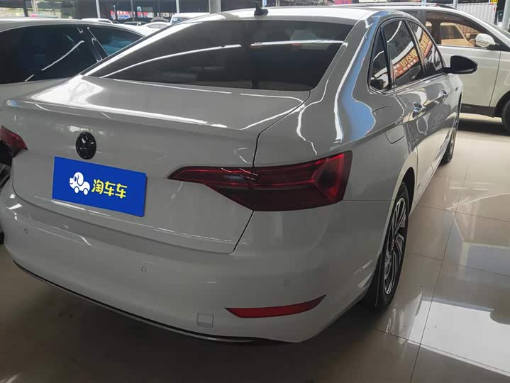 Фото 3 - Volkswagen Sagitar L